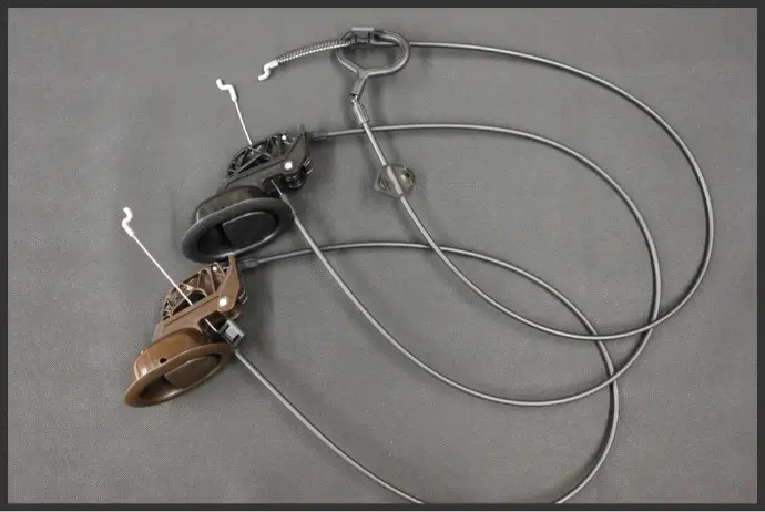  High quality, field tested cable releases . • D-pull( inside releases) • Lever action (outside releases) available. 