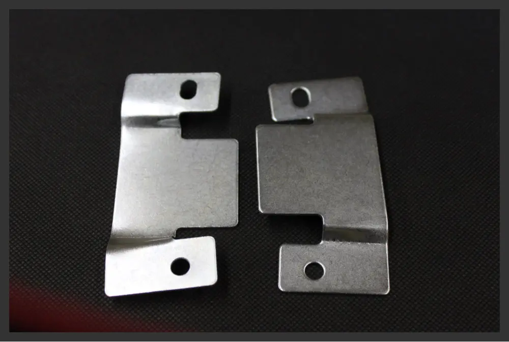  05-7050 - Reversible Sectional Connector 