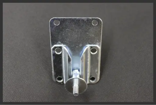  05-7156 - Sectional Assembly Plate and Bolt 